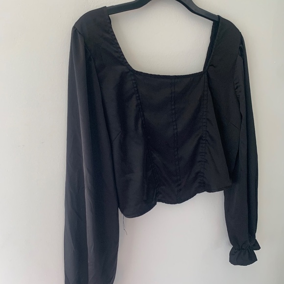 Hot Topic Almost Famous Black Smock Corset Satin Crop Long-Sleeve Top Large - Picture 5 of 5